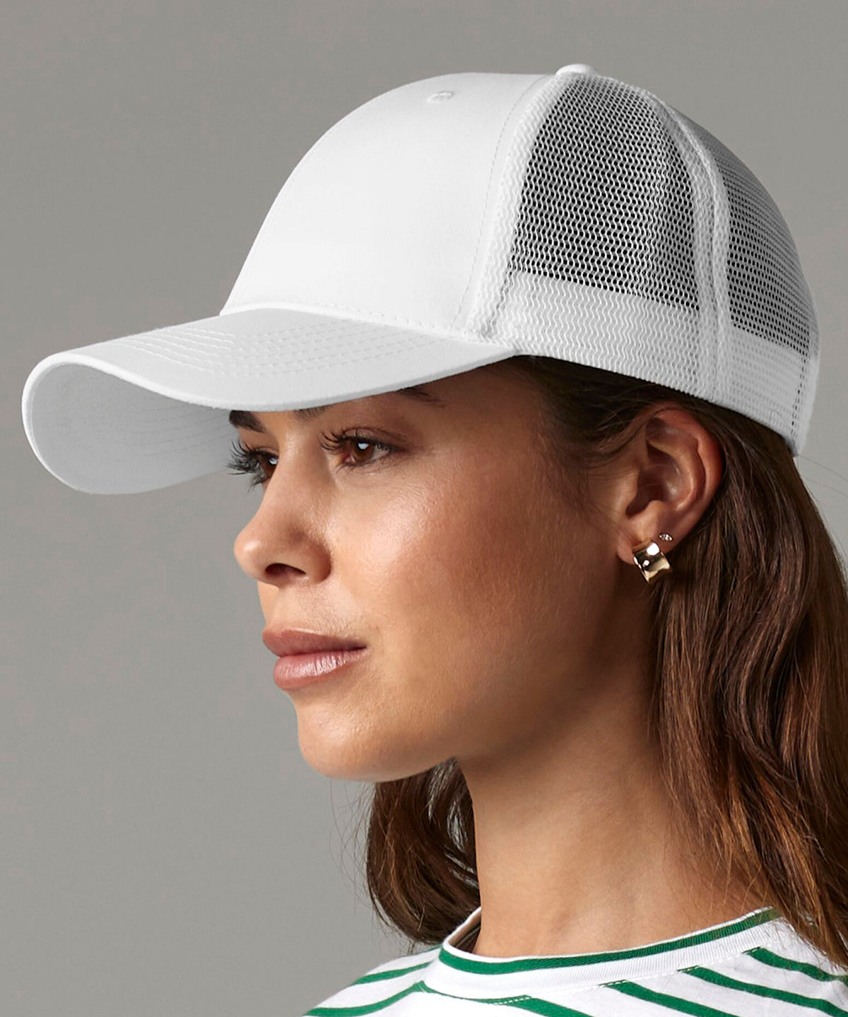 Recycled urbanwear 6-panel snapback trucker