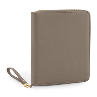 Boutique travel/tech organiser