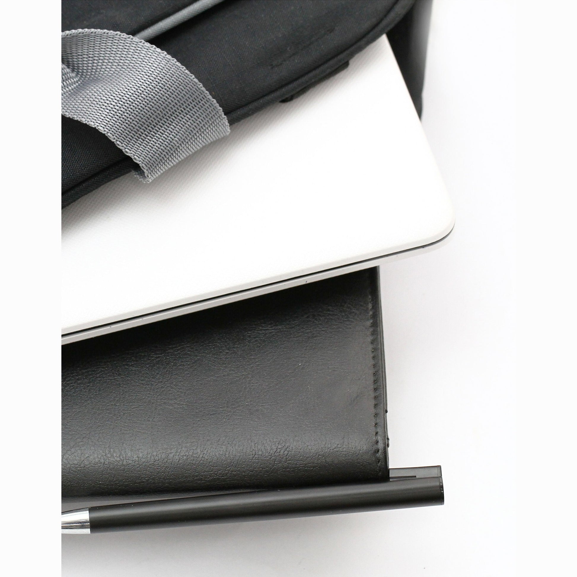 Kansas Conference Bag - Black