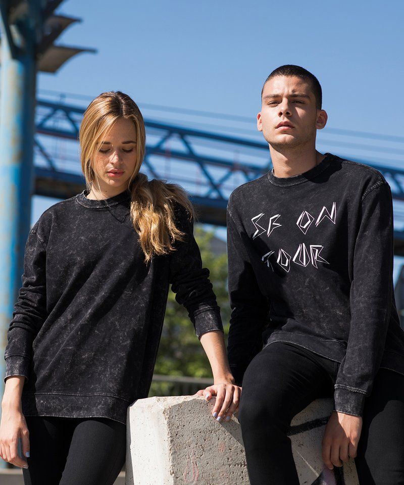 Unisex washed tour sweatshirt